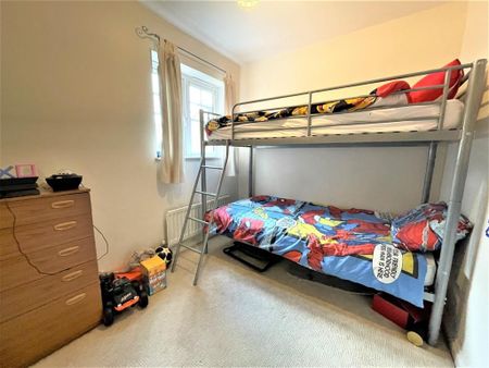 2 bedroom flat to rent - Photo 4