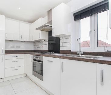 2 bedroom coach house to rent - Photo 6