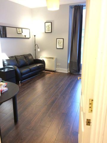 Apartment for rent, Gardiner Street Lower (Dublin City, Ireland) - Photo 2