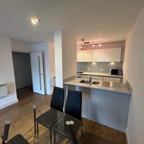 1 bedroom apartment to rent - Photo 1