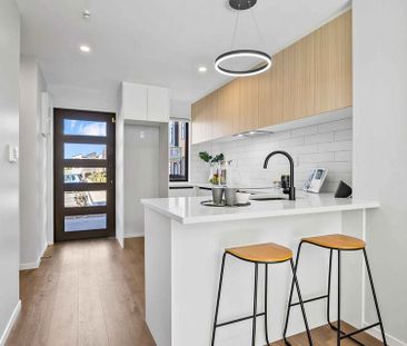 Brand new unit near Airport / Middlemore - Photo 3