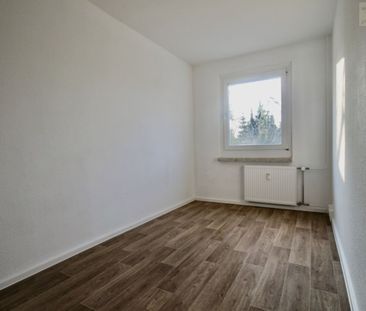 Schon entdeckt? - Moderne 4-Raum-Wohnung mit Balkon in Klingenberg - Photo 4