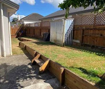 Chic 3 Bedrooms Townhouse in Three Kings! - Photo 1