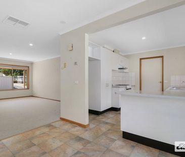 Charming 2-Bedroom Unit in Central Wodonga - Photo 1