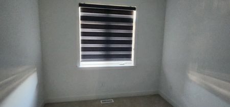 For Lease - 304 Makobe Lane, Blossom Park - Airport and Area, Ontario - Photo 3