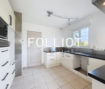 A LOUER Maison BRICQUEVILLE SUR MER 4 pièces - 75.80m² - Photo 4