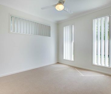 2/312 Preston Road, Wynnum West QLD 4178 - House For Rent | Domain - Photo 1