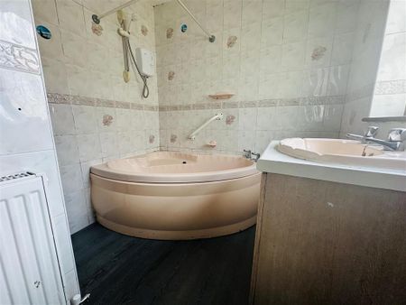 3 bedroom house to rent - Photo 3