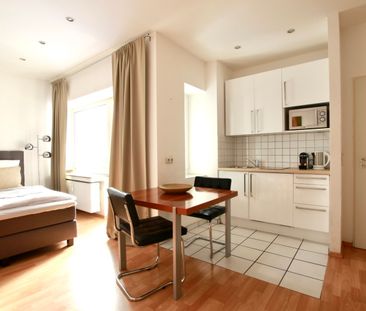 Kwartier Latäng: Schick möbliertes Apartment mit Balkon - Photo 3