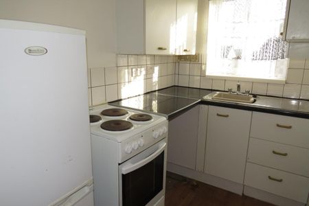 Nursery Lane, HALIFAX - Photo 4