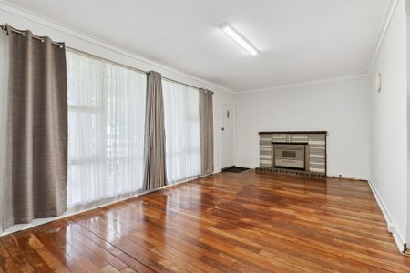 6 Knutsford Avenue, Rivervale WA 6103 - Photo 3