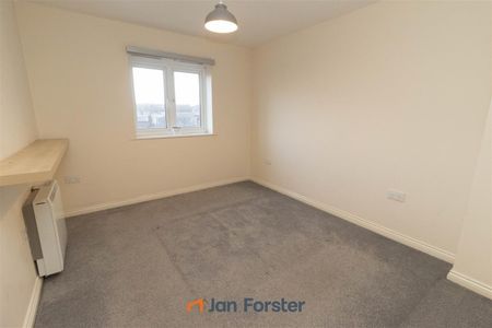 2 Bedroom Apartment - Photo 4