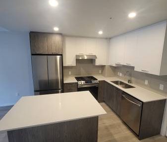 Ground Floor 2 Bed / 2 Bath / 2 Parking Brand New Unit! - Photo 1