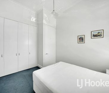 Experience the vibrant city lifestyle in this fully furnished groun... - Photo 6