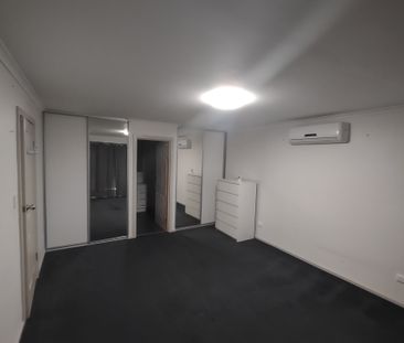 Morphett Vale - Photo 2