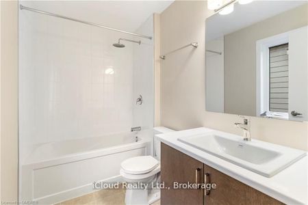 For Lease - 318 Catsfoot Walk, Barrhaven, Ontario - Photo 4