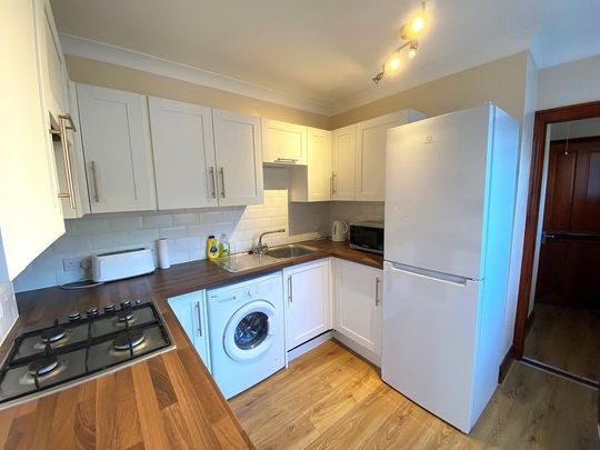 5 bedroom terraced house to rent - Photo 1