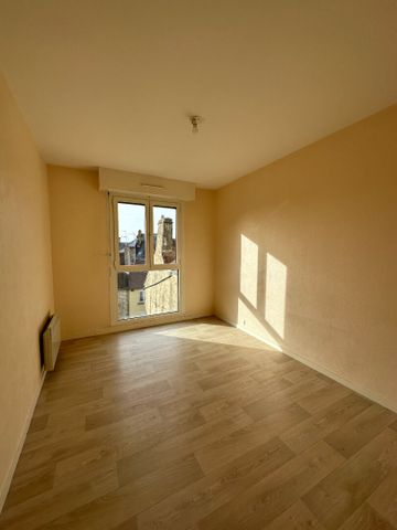 Location Appartement 2 pièces 46m² - Photo 3