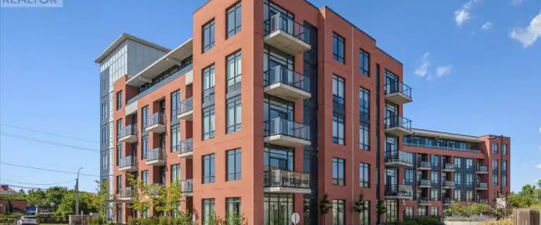 302 - 1010 DUNDAS STREET E | 302 - 1010 DUNDAS STREET E, Whitby - Photo 1