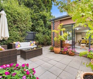 A breath of fresh air in the Box Hill High zone - Photo 2