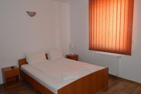 Dau in chirie Vila P+E+M, in Sinmartin, SC 520 MP, ter 1000, lux , gaz - Photo 2