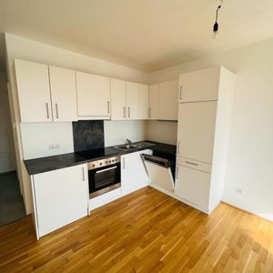 Traumwohnung im 3.Obergeschoss mit herrlicher West-Terrasse und Tiefgaragenparkplatz im Grünen - Foto 2