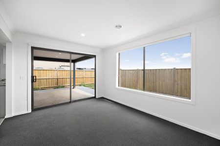 43 Whitecross Drive, - Photo 3