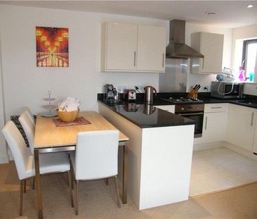 2 bedroom flat to rent - Photo 6