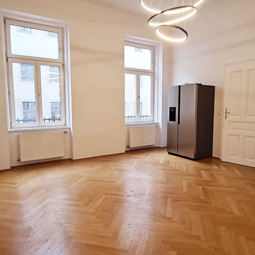AUGARTEN-NÄHE, 48 m2 Altbau, Wohnküche, 1 Zimmer, Wannenbad, Parketten, 2. Liftstock, Rembrandtstraße - Foto 1