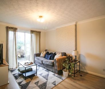 Newry Park East, Chester, Cheshire - Photo 1