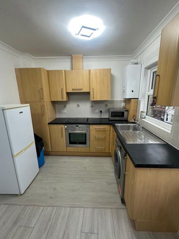 1 Bed Flat, Hampden Road, N8 - Photo 5