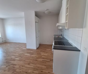 Blåhallonvägen, Strängnäs - Photo 2