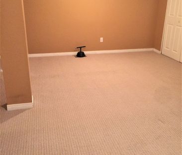 For Lease - 159 Kinross Private, Kanata, Ontario - Photo 3