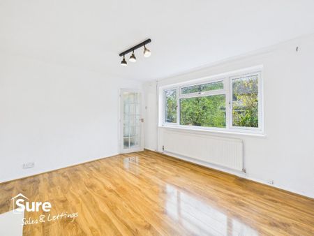 4 bedroom terraced house to rent - Photo 4