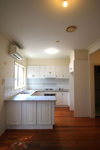 READY TO GO - Photo 2