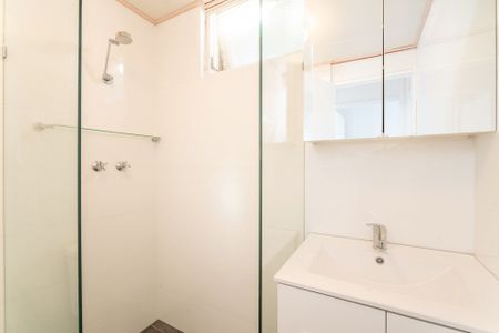 Freshwater, 1/48 Carlton Street - Photo 2