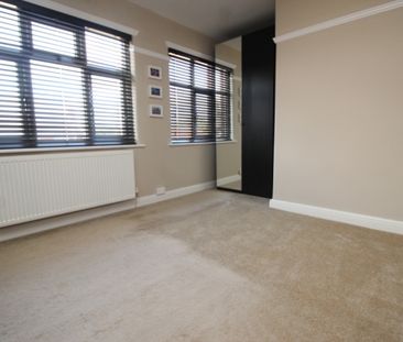 2 Bedroom Semi-Detached House - Photo 1