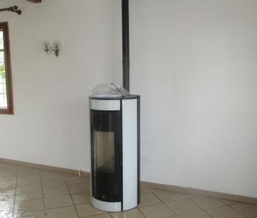 A louer maison en très bon état, entrée, salon-salle à manger, cuis... - Photo 3