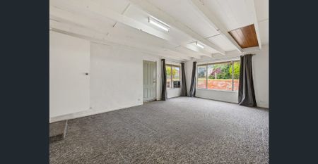 Comfort, Space & Versatility in a Great 3/4 Bedroom Family Home - Photo 5