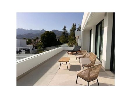 6 room luxury Villa for rent in Marbella, Spain - Photo 5