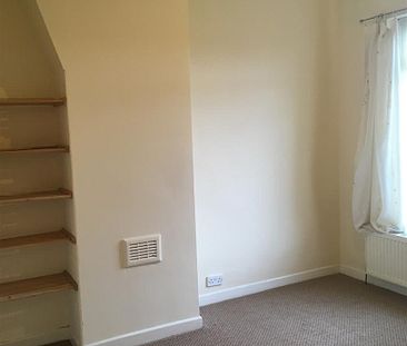 2 Bedroom Terraced House for Rent - Photo 1