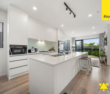 Modern Living in the Heart of Te Atatu South - Photo 6