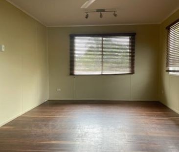18 Singleton Street, 4745, Dysart - Photo 2