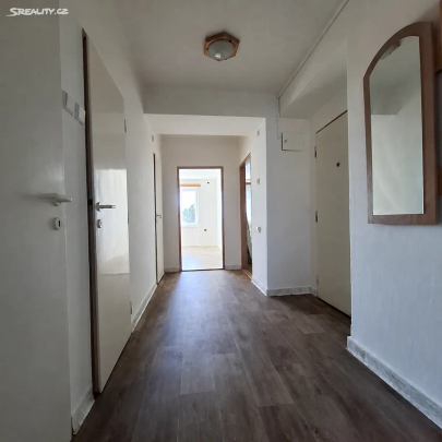 Pronájem bytu 2+1 56 m² - Photo 1