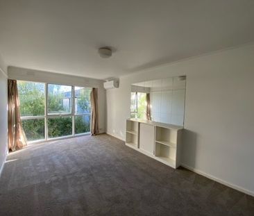 One Bedroom Heaven - Photo 3