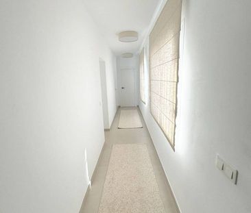 5 room luxury Villa for rent in Marbella, Andalusia - Photo 4