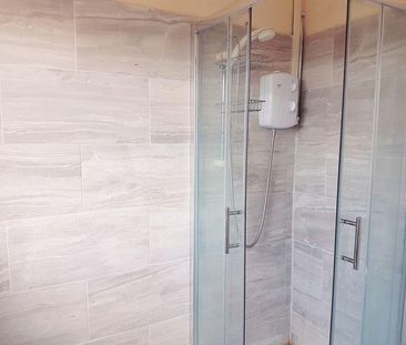 1 bedroom in a house share to rent - Photo 6