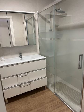 Piso de alquiler en Calle Pacífico, 38, Paseo Marítimo Oeste - Pacífico - Photo 2