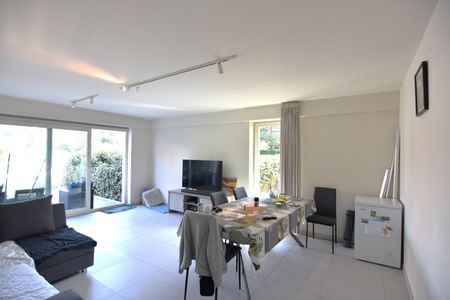 Mooi gelijkvloers 2-slpk appartement tussen Roeselare en Rumbeke - Foto 2