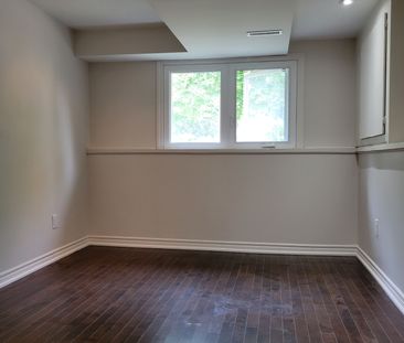 For Lease - 20 Mowat Crescent Unit# Lower, Barrie, Ontario - Photo 6